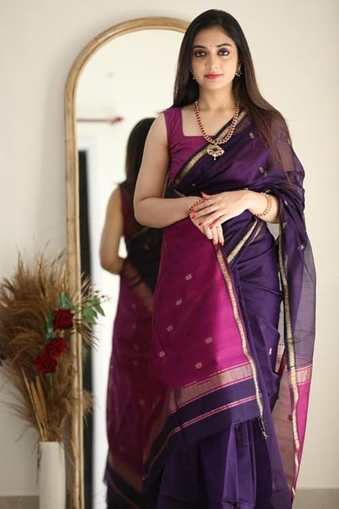 Banarasi Silk Saree with Zari Border and Unstitched Blouse Piece - Image 5